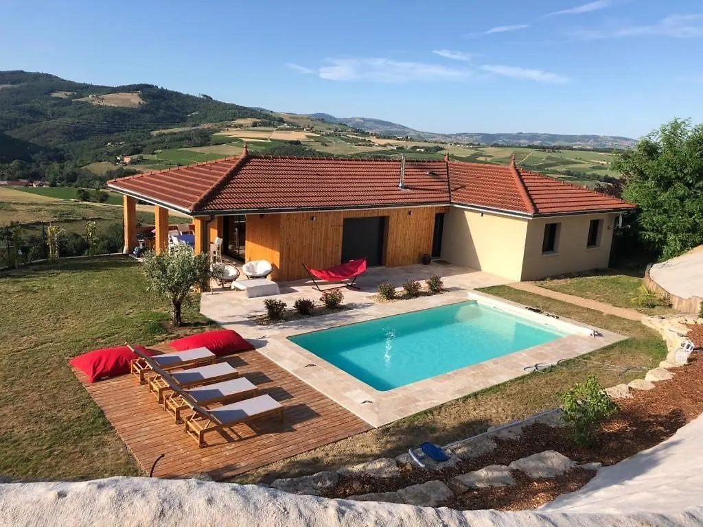 Belle Villa Proche De Lyon Dans Le Beaujolais Dareize